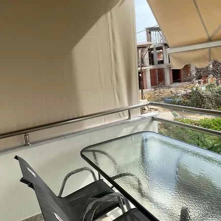 Dionysus Building Apartman Ofrínio