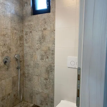 Dionysus Building Apartman