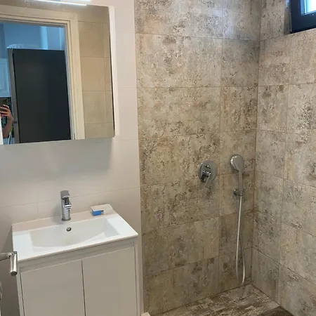 Dionysus Building Apartman Ofrínio