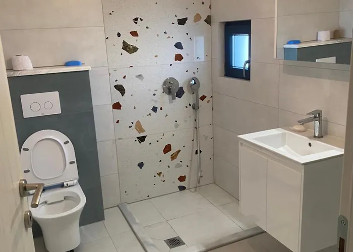 Apartament Dionysus Building Ofrínion