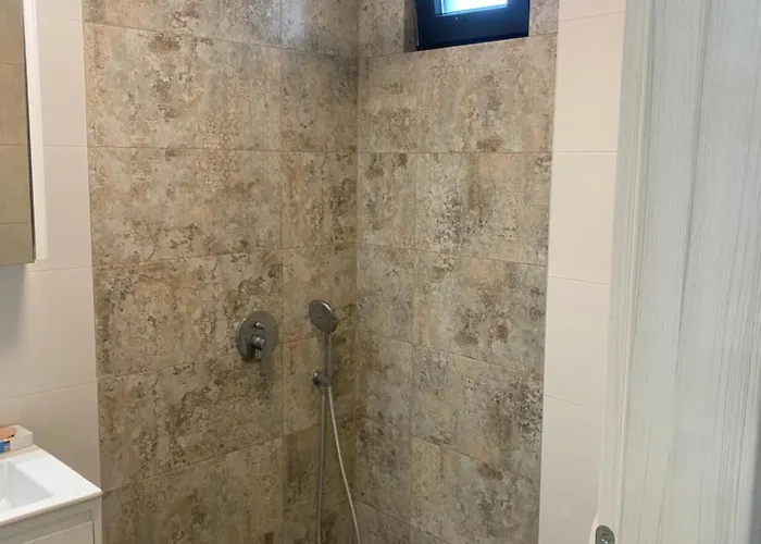 Apartament Dionysus Building Ofrínion